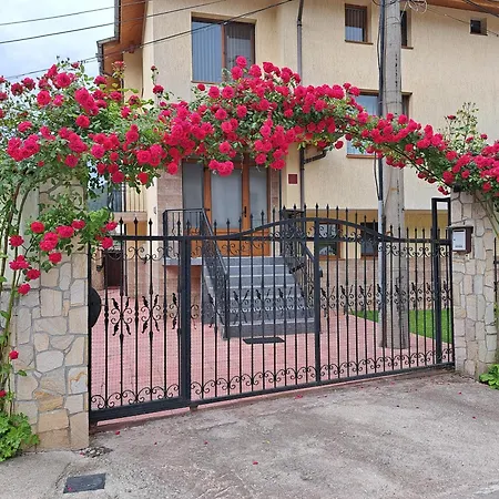 Guest house Benita Devin