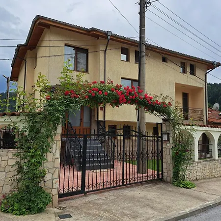 Benita Guest house 3*