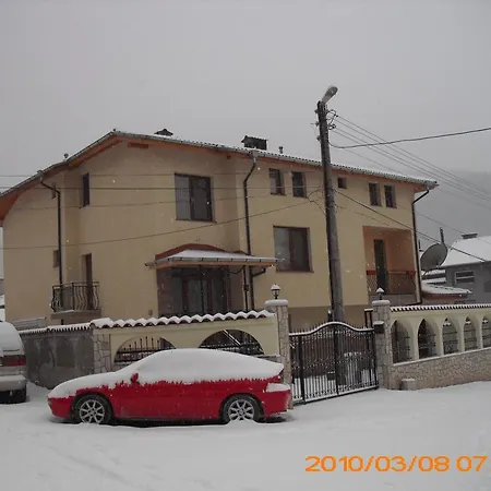 Guest house Benita 3*